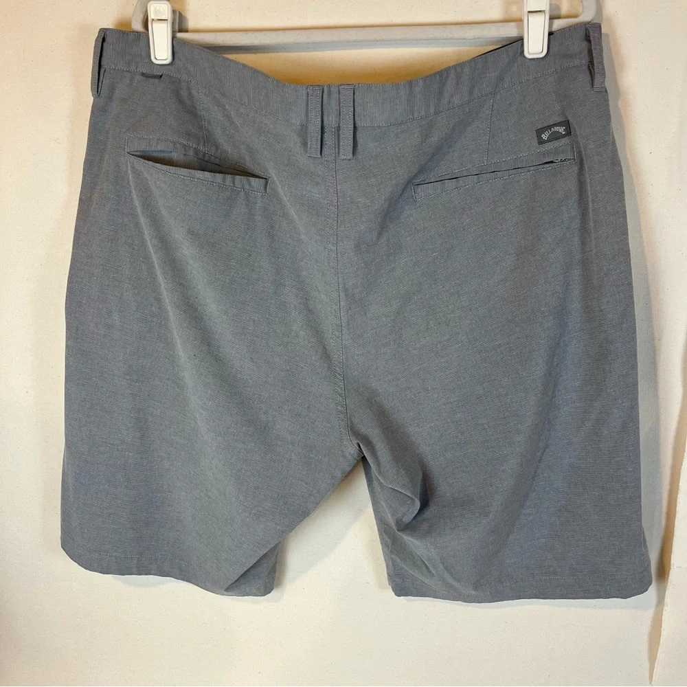 Billabong Gray Flat Front Men's‎ Shorts